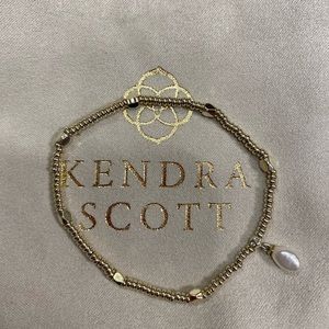 Kendra Scott Lindsey Gold Stretch Bracelet in White Pearl